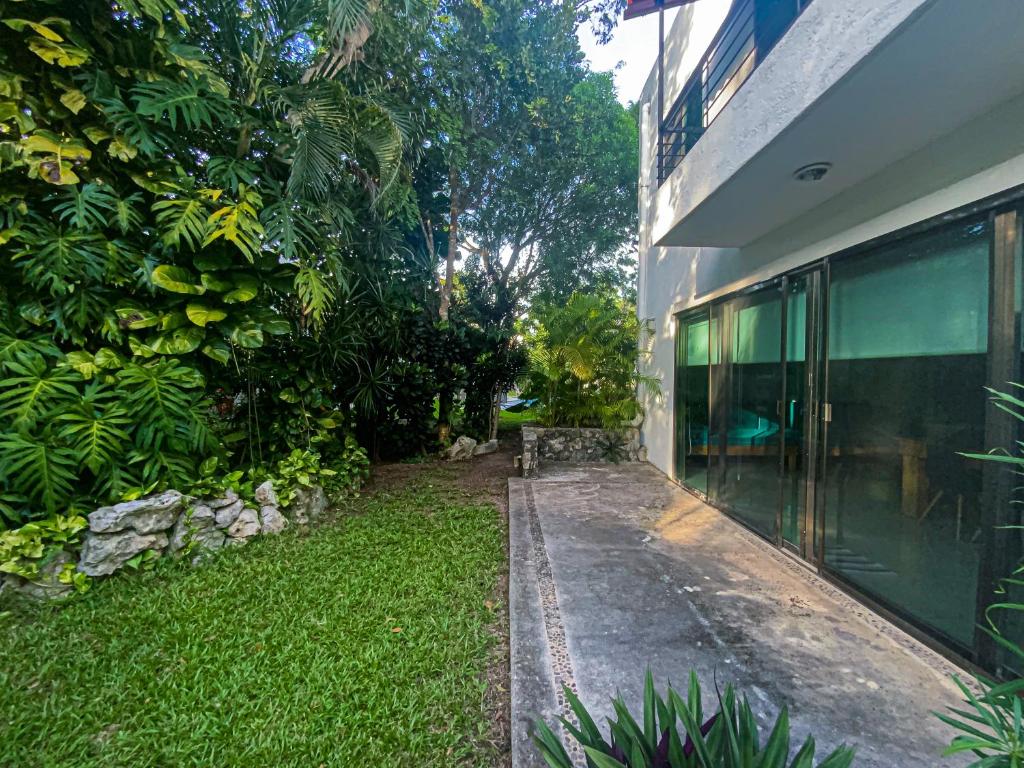Villa Selvática con Piscina en Playa del Carmen - 4