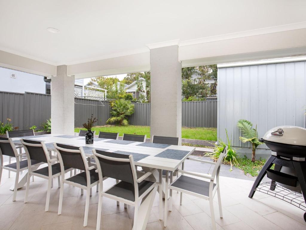 Calypso - 4 Mins Walk to Beach - Community Pool, Callala Beach