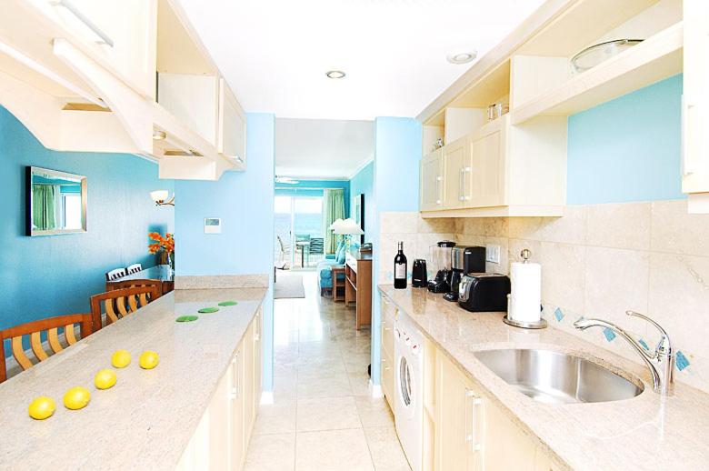 Oyster Bay Beach Resort Photo 8