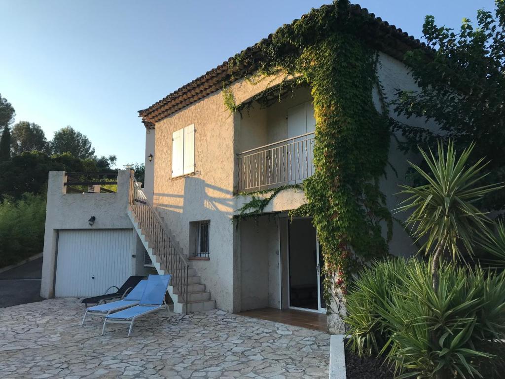 Appartement 55m2 dans villa avec piscine Valescure - 2