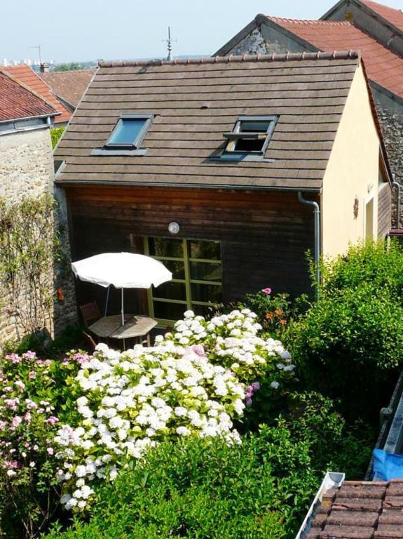 Maison d'une chambre avec jardin amenage et wifi a Villabe