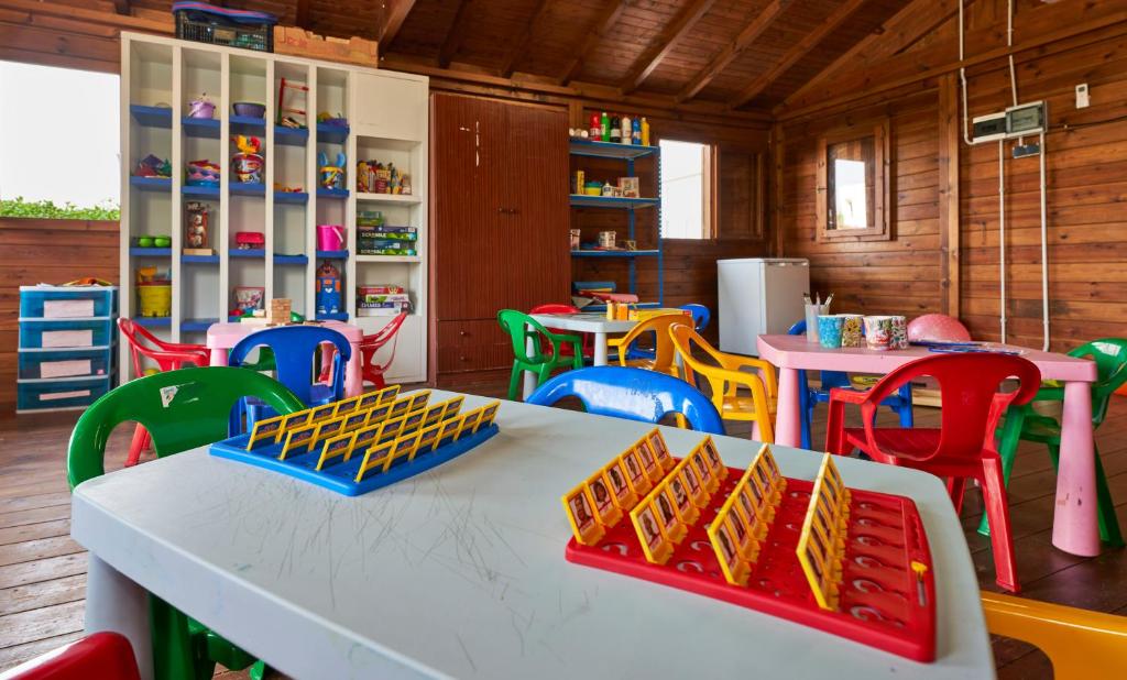 Globales Cala'n Bosch — Attractions for children in Cala'n Bosch, Balearic Islands
