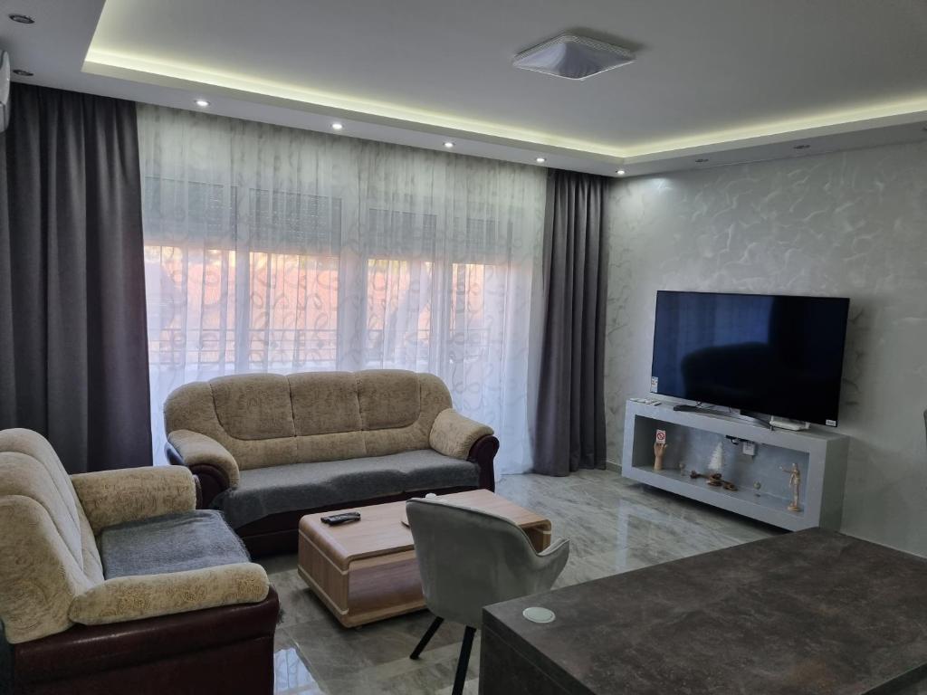 306 APARTMAN - 2