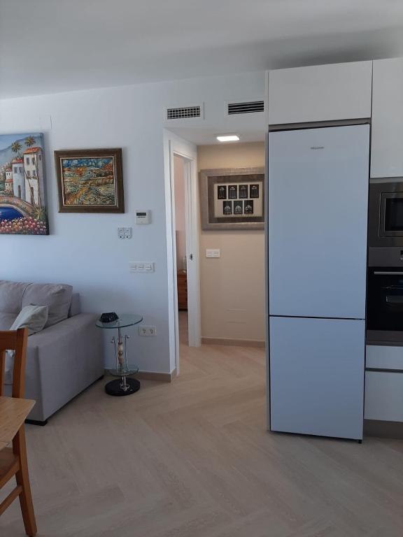 Precioso apartamento con piscina - 3