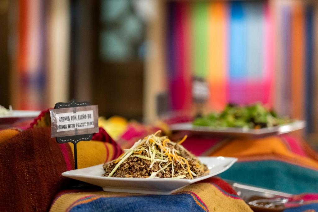 อาหารและเครื่องดื่ม