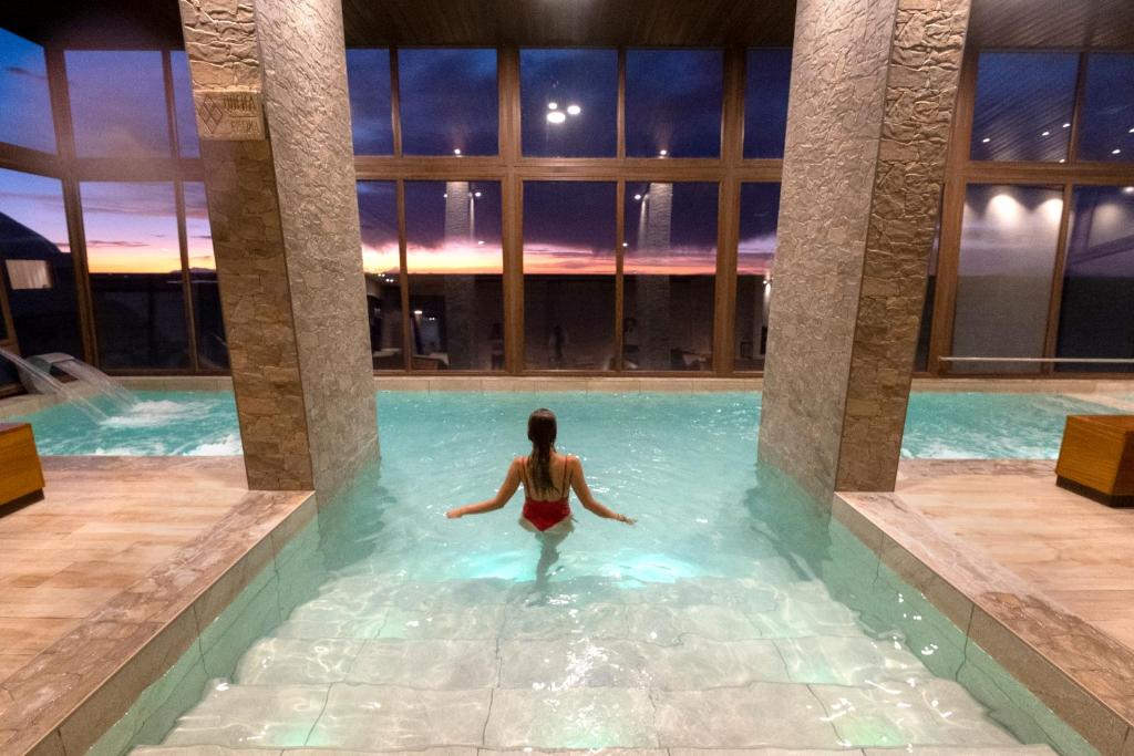 สระว่ายน้ำ