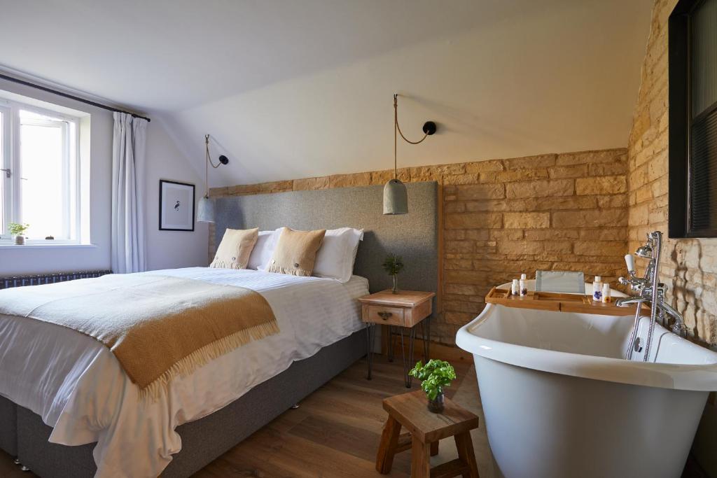 Wild Thyme &amp; Honey — Hotel in Ampney Crucis