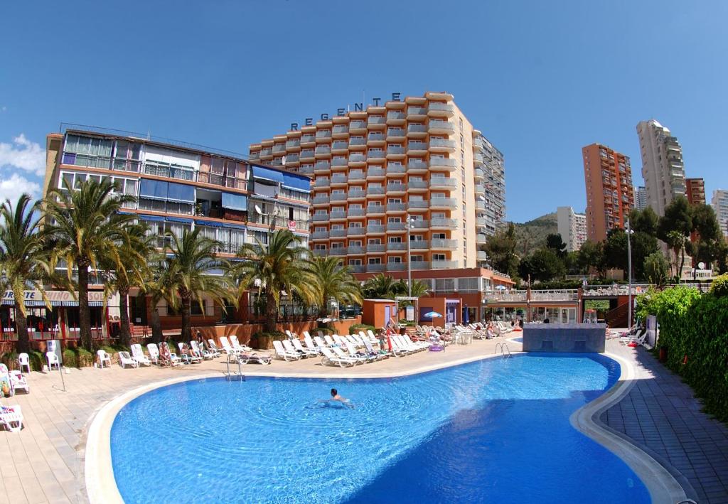 Medplaya Hotel Regente — Swimming pool in Benidorm, Valencian Community