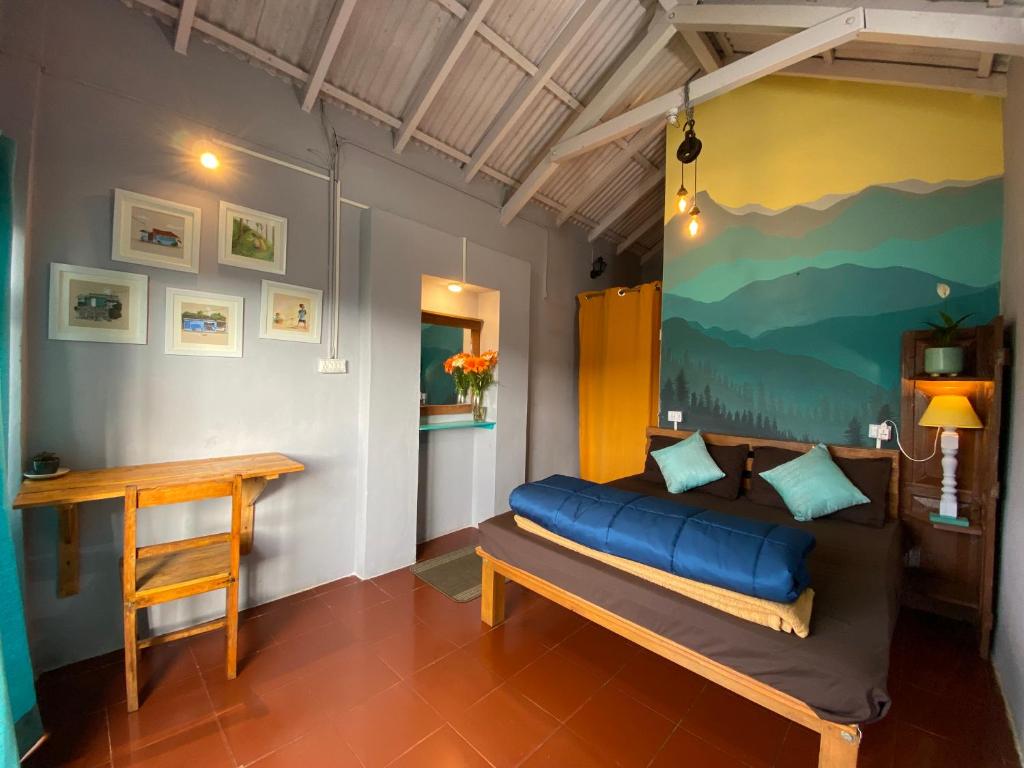 The Birdhouse Backpackers Hostel