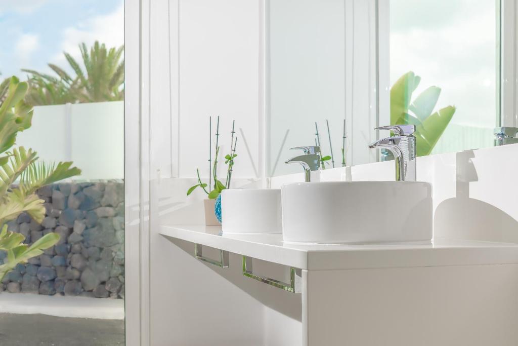 Hyde Park Lane Villas — Hotel rooms in Puerto del Carmen, Canary Islands