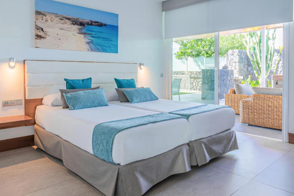 Hyde Park Lane Villas — Hotel rooms in Puerto del Carmen, Canary Islands