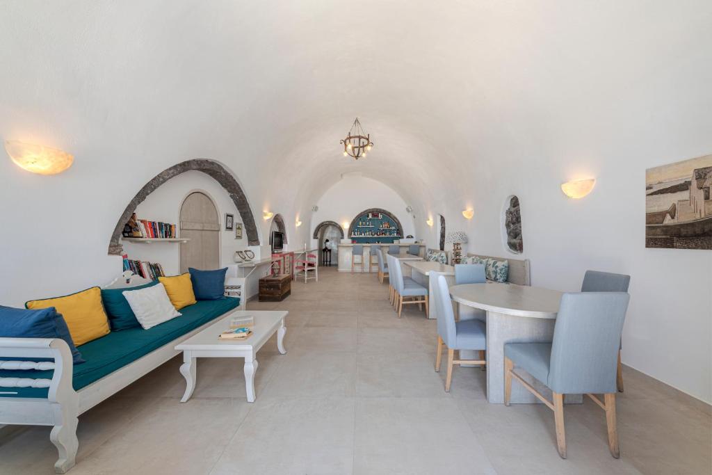 アフロエッサ (Afroessa) ラウンジ