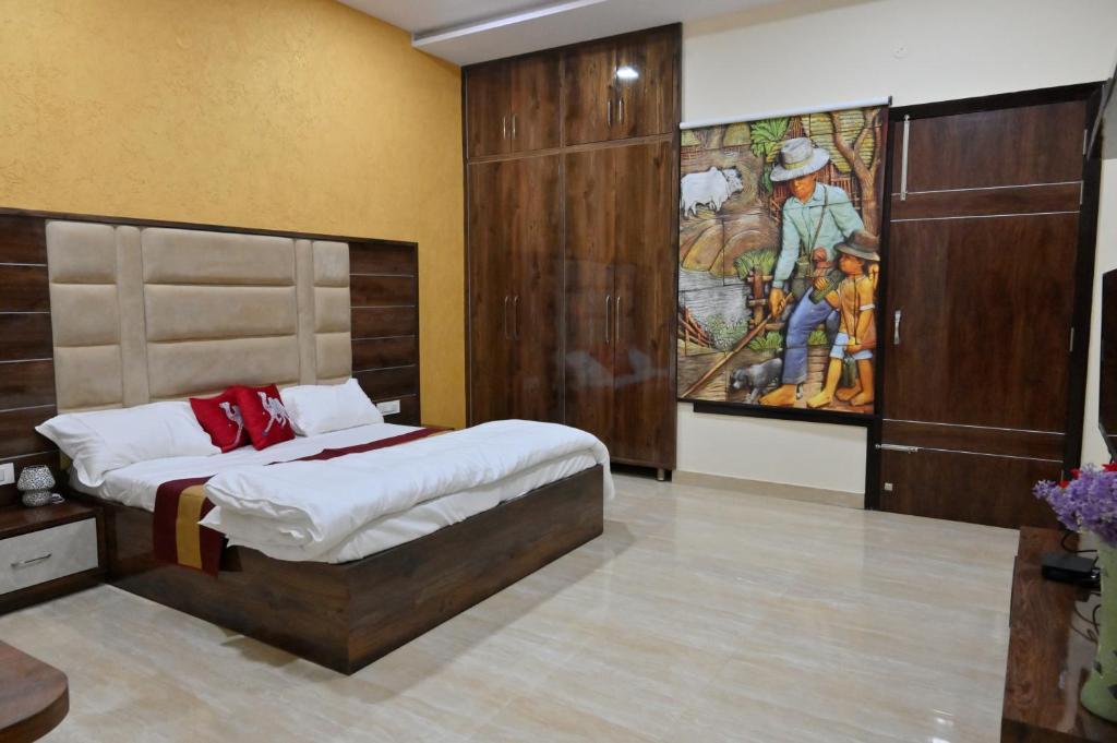 Ideal Home stay photo
