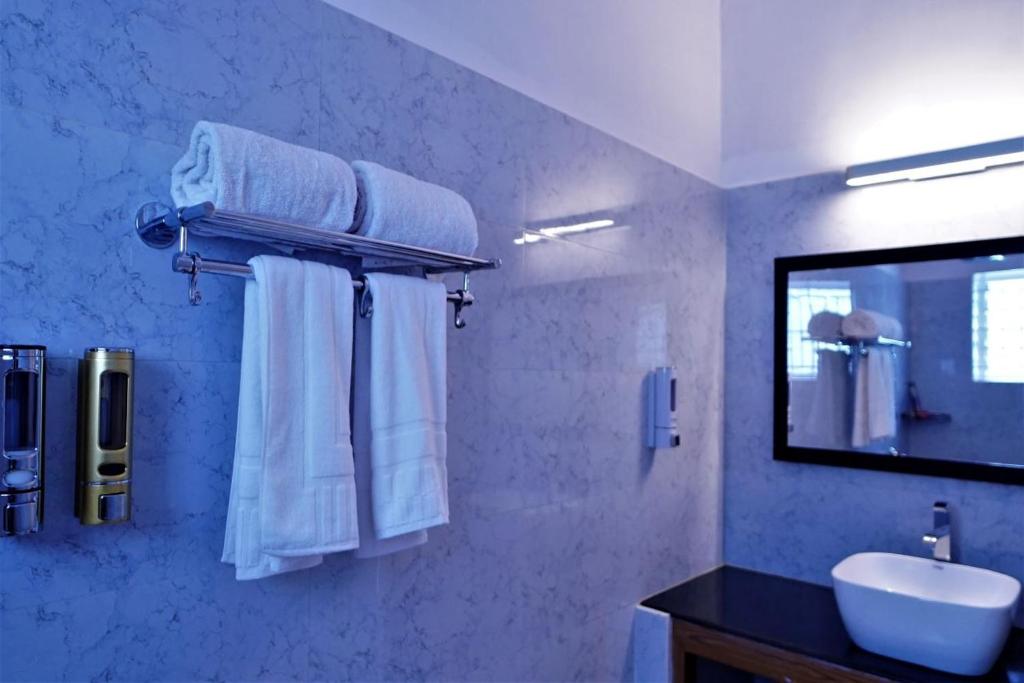 OneLovedale Blusalz Homes photo