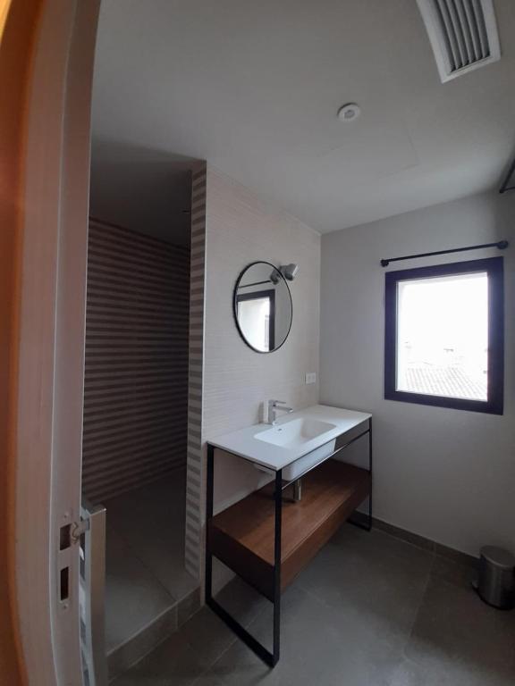 Apparts Et Lofts Bistrot Des Alpilles photo