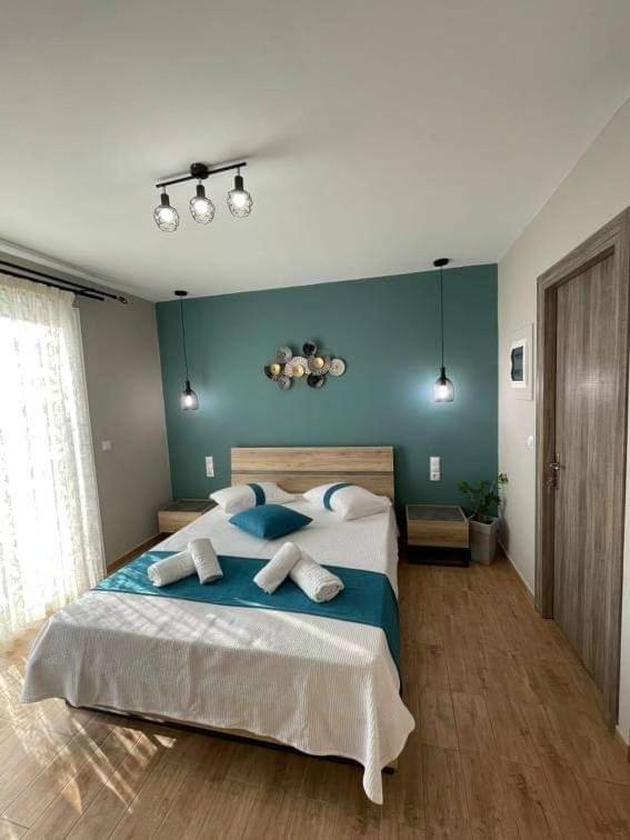 EVELIN STUDIO, Kalamata