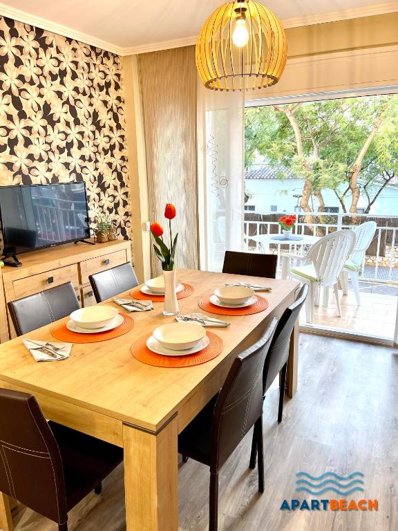 APARTBEACH SAYONARA 125 Climatizado y Piscina - 3
