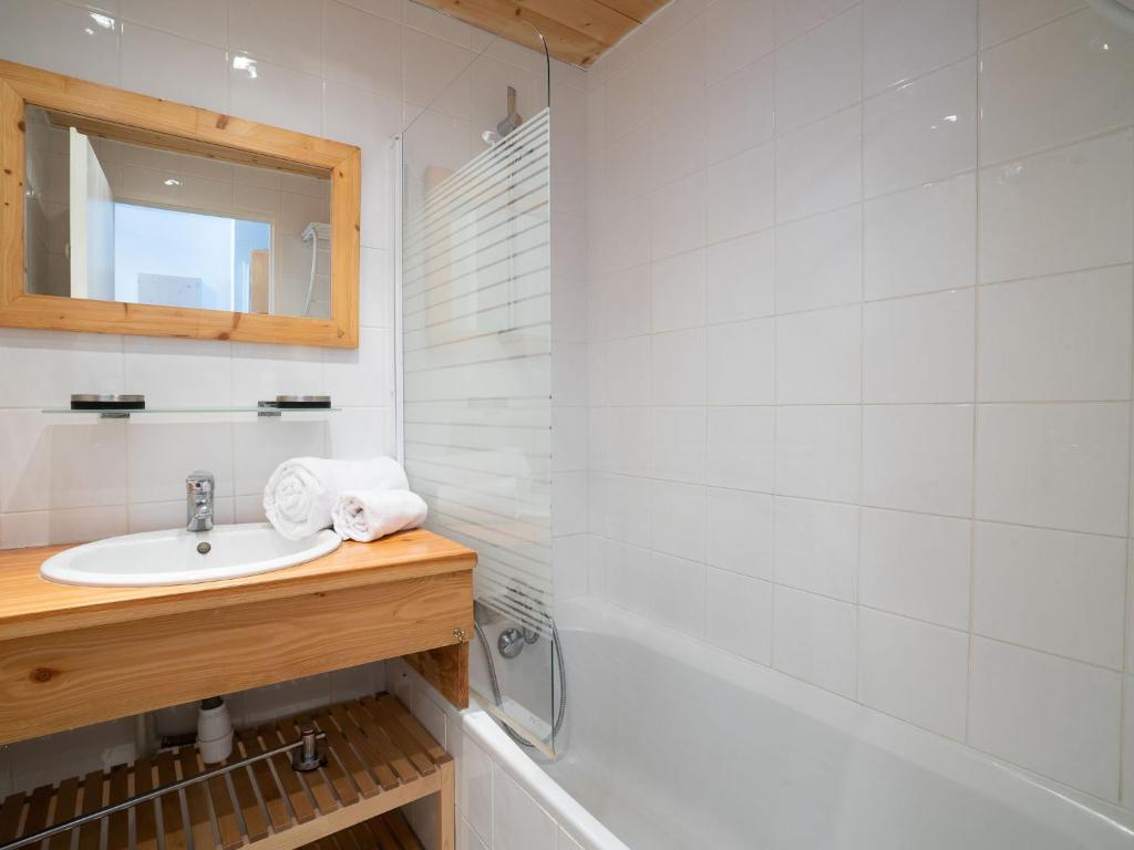 Apartment Le Hameau du Borsat - Val Claret-8 by Interhome - 4
