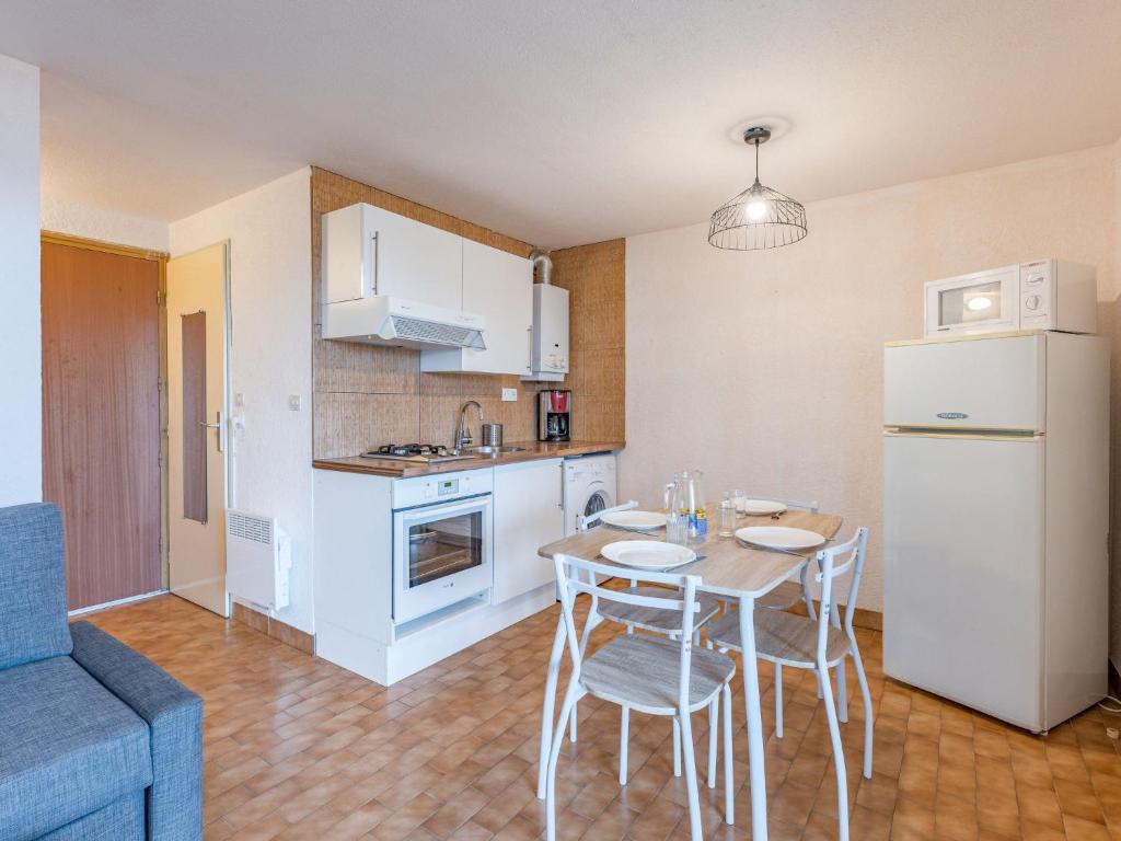 Apartment Les terrasses de la Plage-4 by Interhome - 4