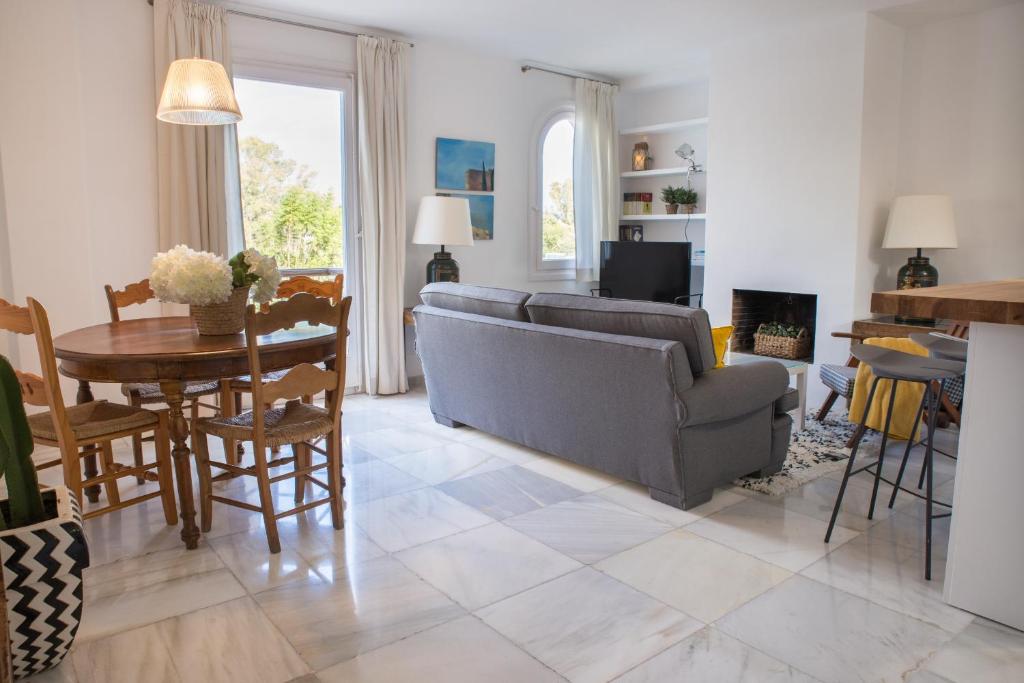 Expo Apartment Golden Mile - 2
