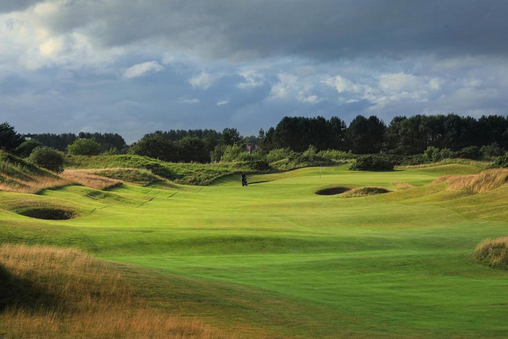 Dundonald Links photo