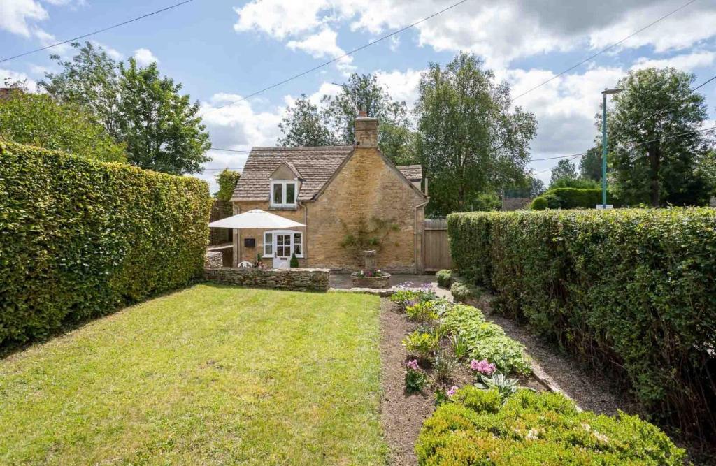 Weir Cottage, Bourton-on-the-Water