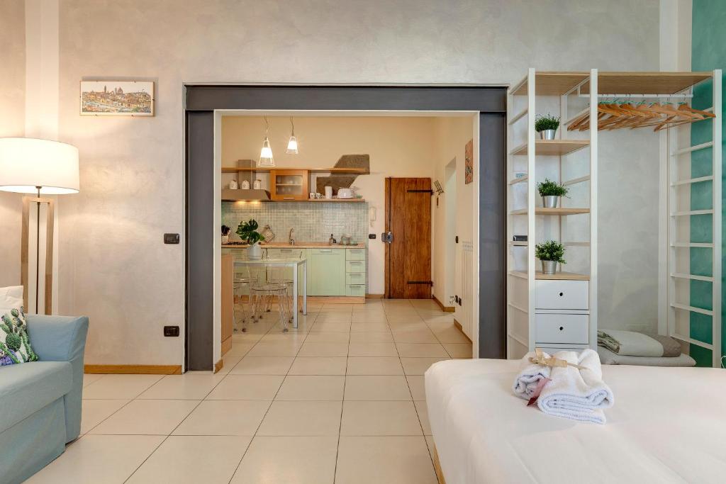 Charlize Apartment by Mamo Florence - 2
