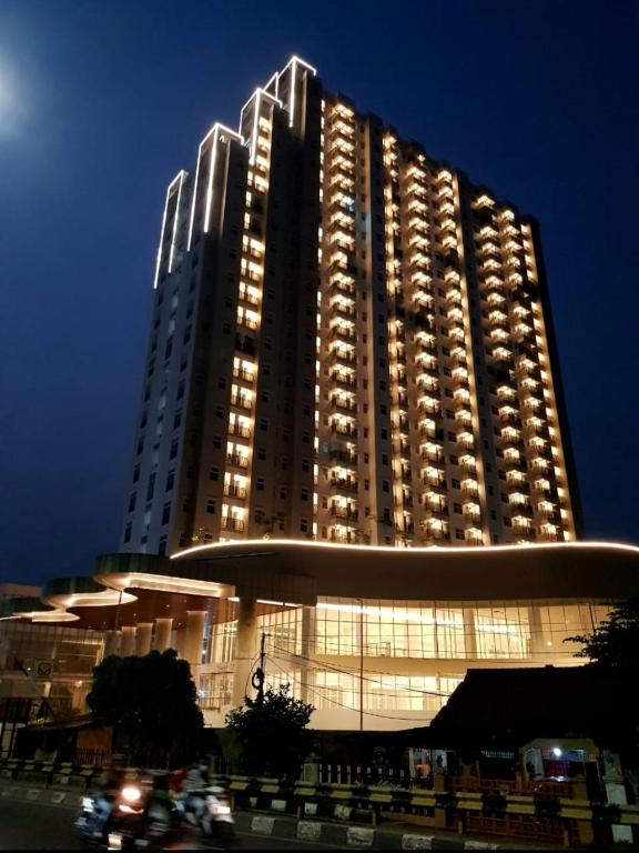 Thamrin district Relaxing studio room photo