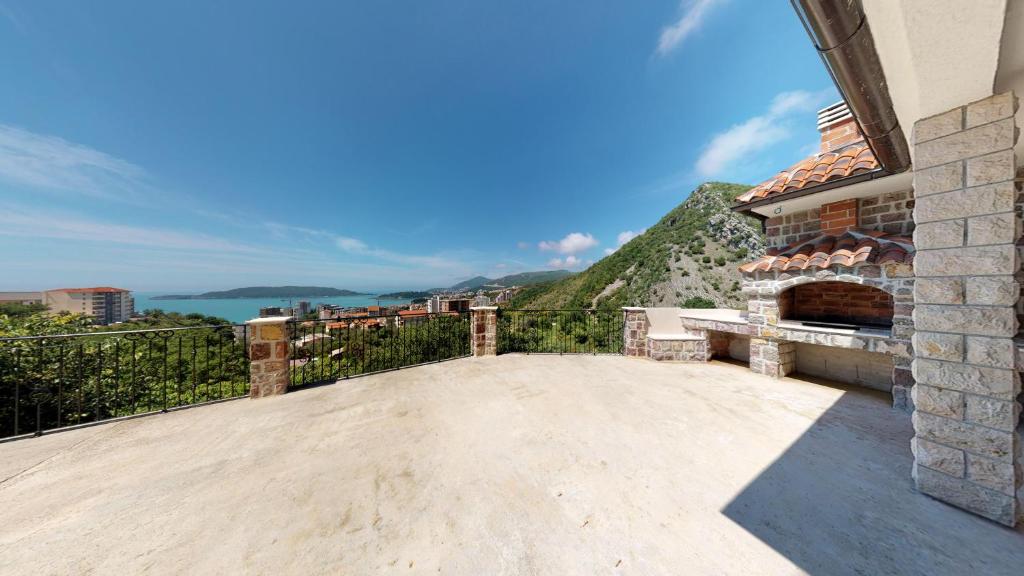 Luka Villa - 4