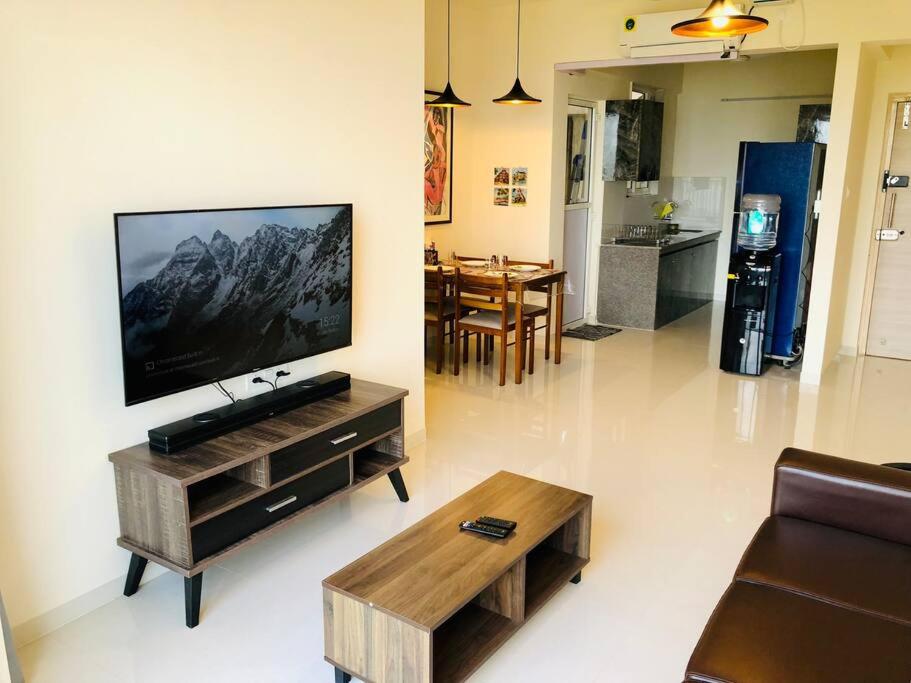 lovely 2-bedroom sea view serviced apartment dabolim goa — Hotel in Goa
