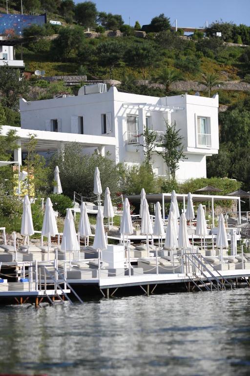 Doria Beach House In Bitez Turkey Reviews Prices Planet Of Hotels