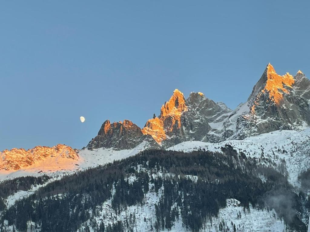 L'aiguille de L'M, Chamonix-Mont-Blanc