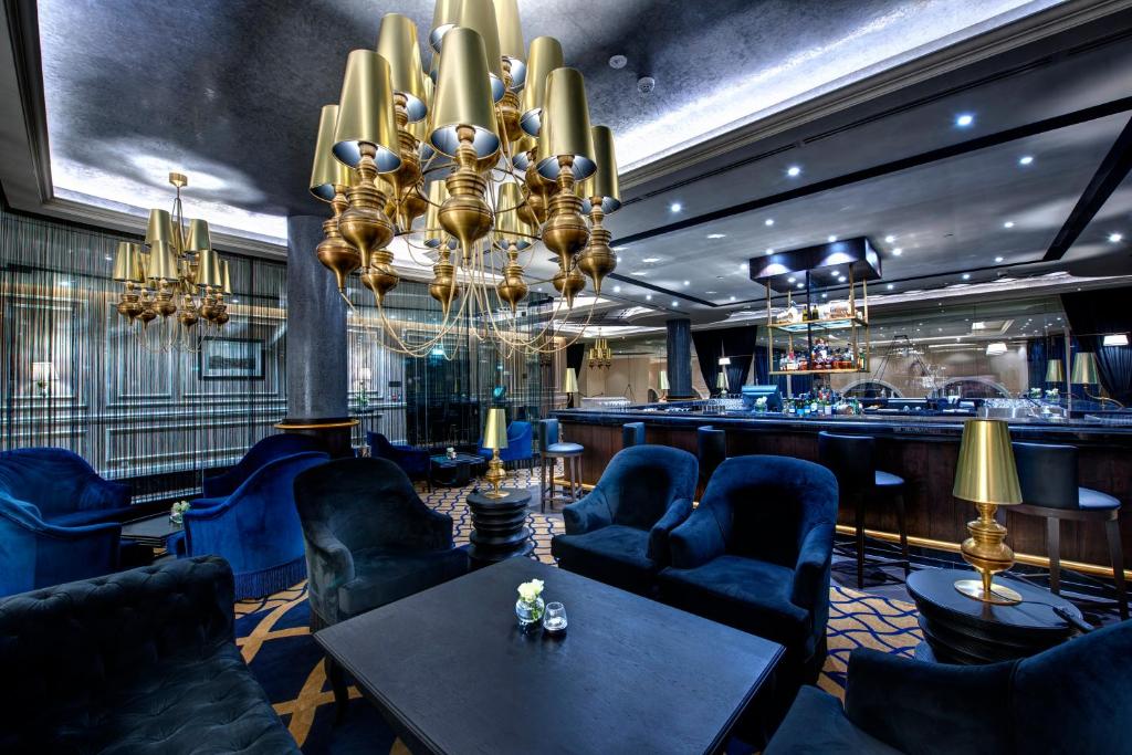 Bar/lounge