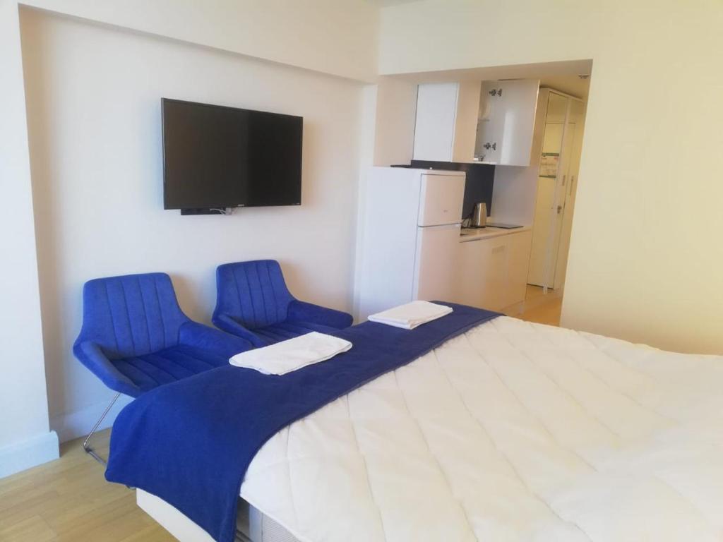 Sea View Studio Flat — Hotel in Batumi