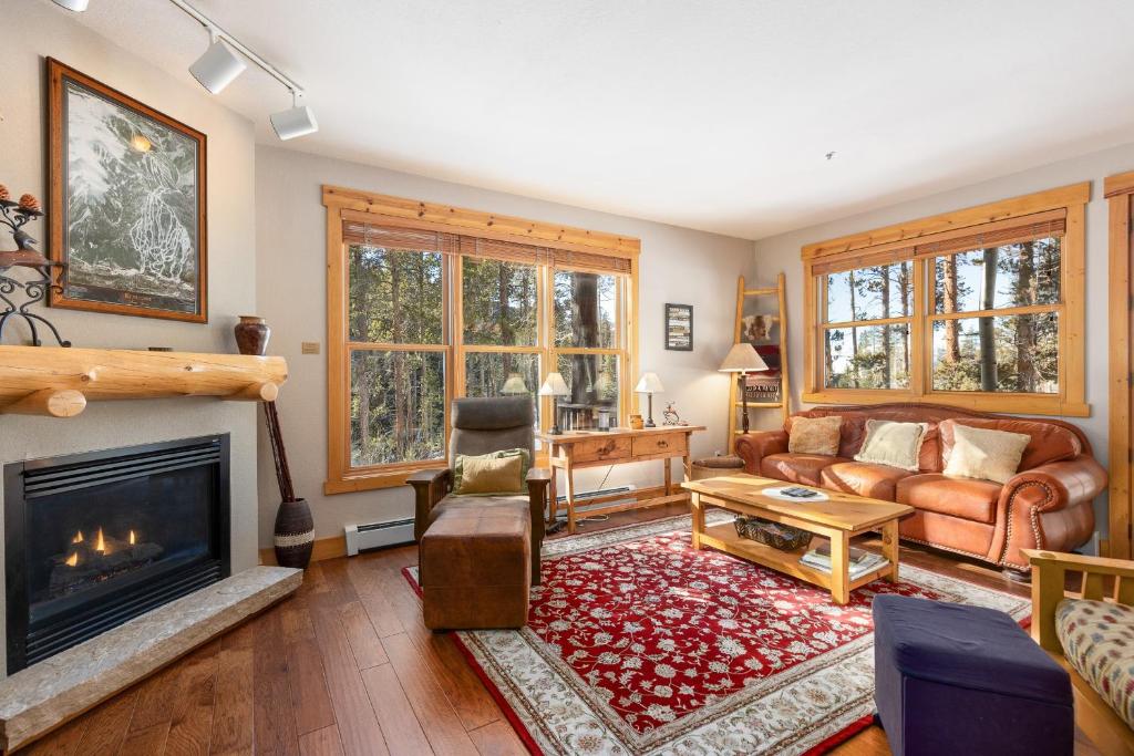 8758 Trappers Crossing condo, Dillon