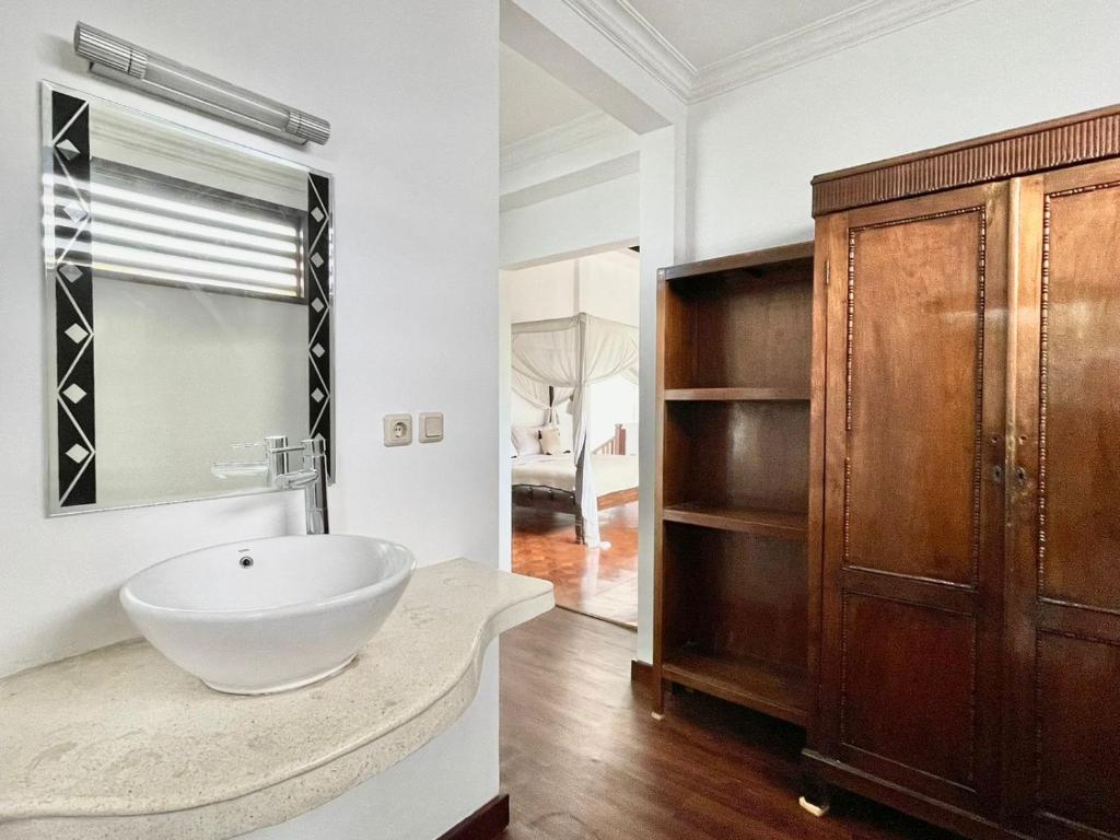 VILLA ANER walking distance to the beach photo