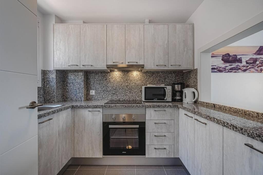 Amazing apartment with sea views and AC, PA06 - 3