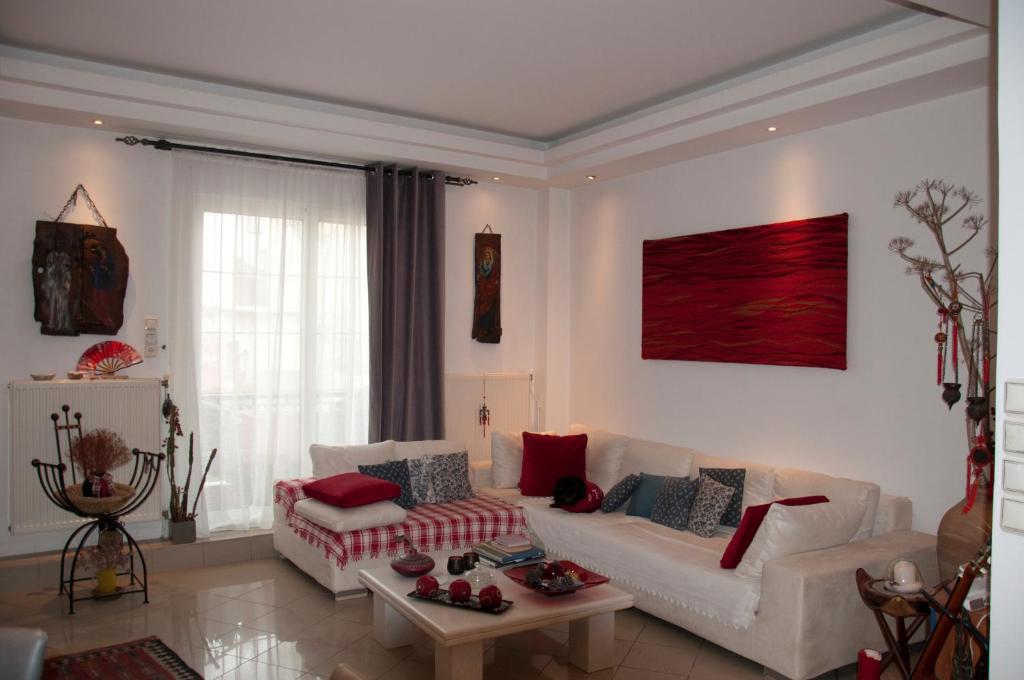 the cosy modern and comfortable apartment in the heart of Heraklion city centre, Heráklion