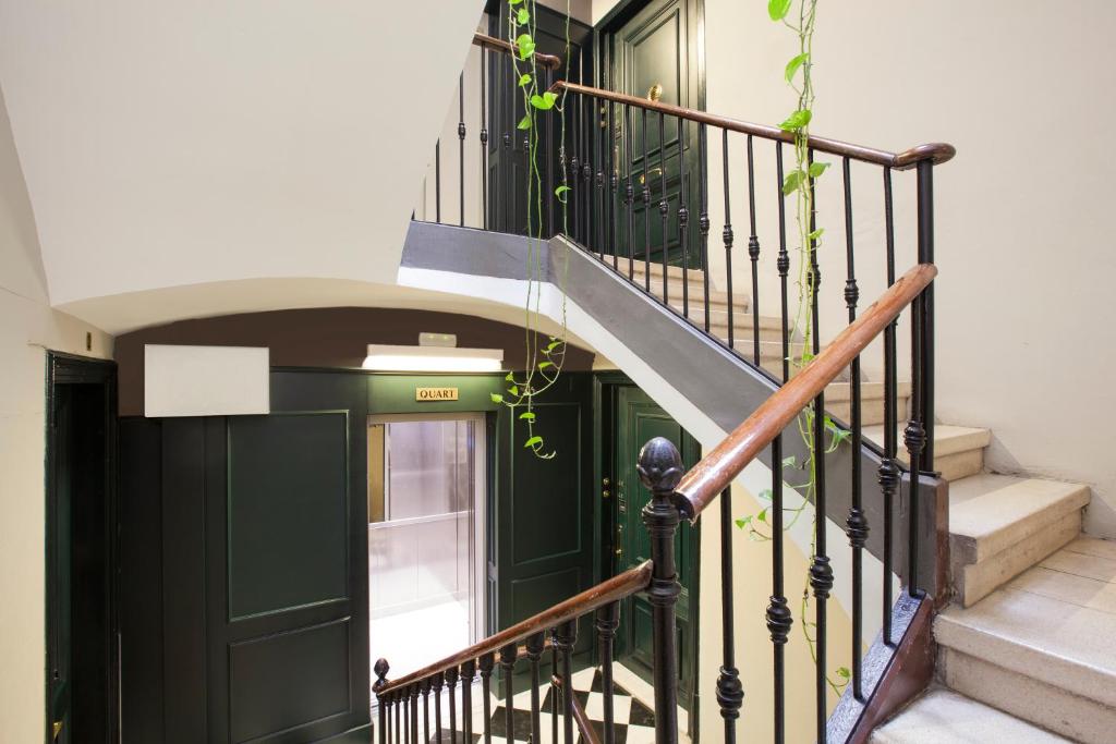 Enjoybcn Miro Apartments photo