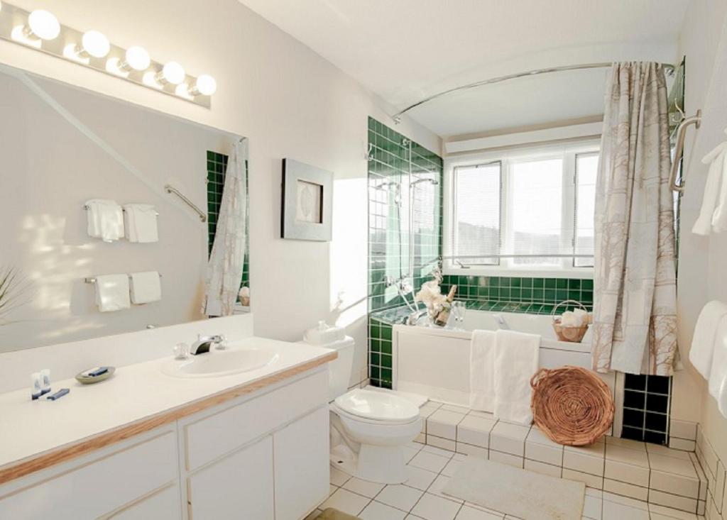Rivergreen Resort photo