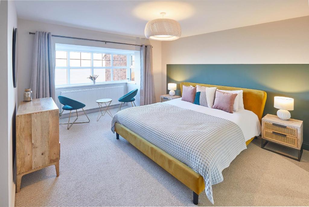 Host & Stay - 'Salty' Seaview, Saltburn-by-the-Sea