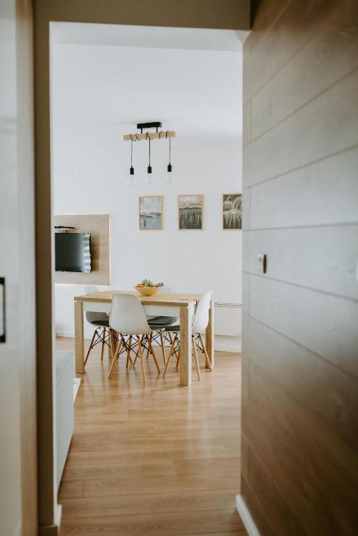 Apartman SREBRNA PAHULJA — Hotel in Divcibare