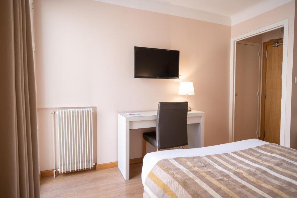 Hotel Mondial photo