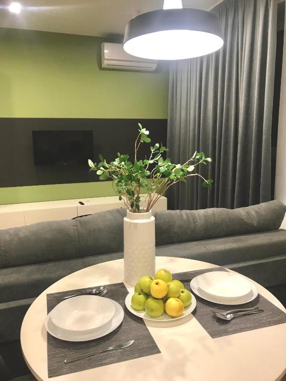 Modern Studio City Center є КОНДИЦІОНЕР photo