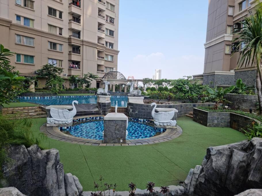Hunian dekat T I Ancol, pintu Toll, Itc Mangga dua photo