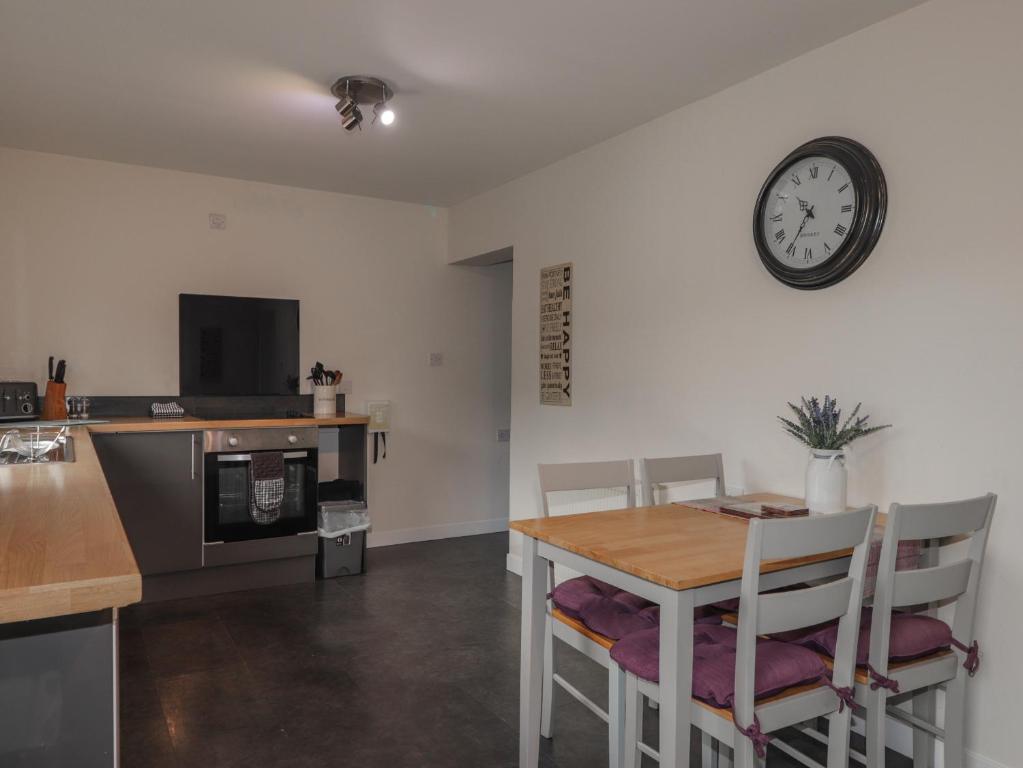 Lilac Cottage, Strathpeffer photo 5