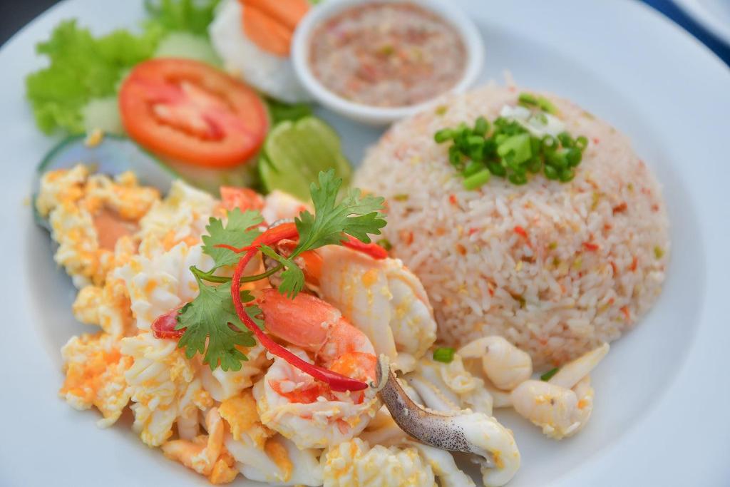 อาหารและเครื่องดื่ม