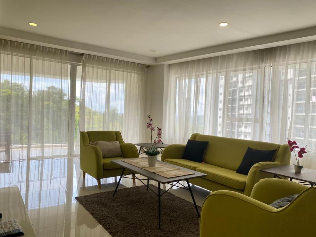 Sky Bungalow NIlai by James NEARBY KLIA, KLIA 2, CYBERJAYA, PUTRAJAYA photo