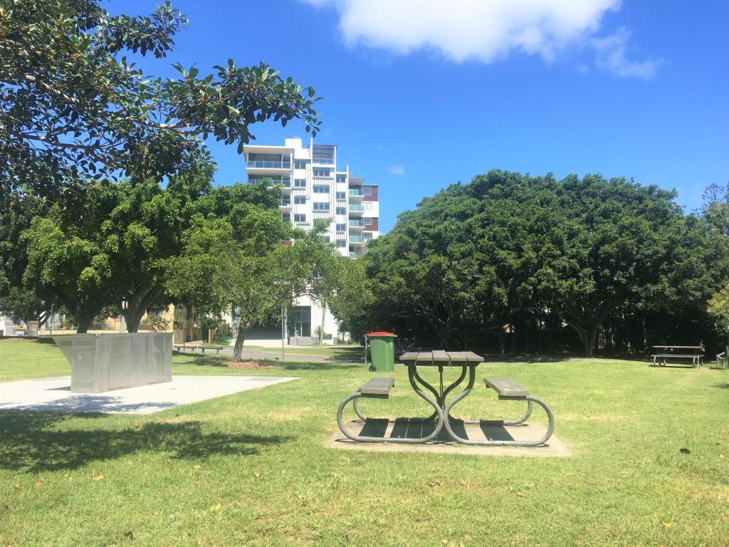 Serenity Surfers Paradise — Hotel in Gold Coast