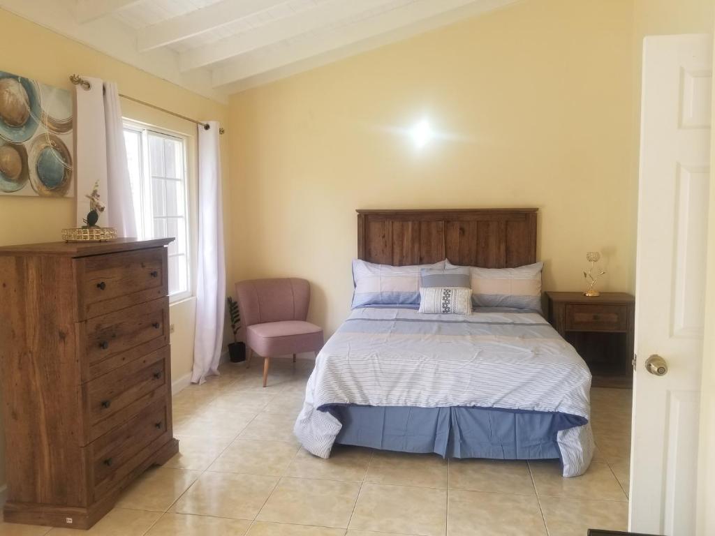 Beautiful 3-bedroom townhouse in Mandeville. photo
